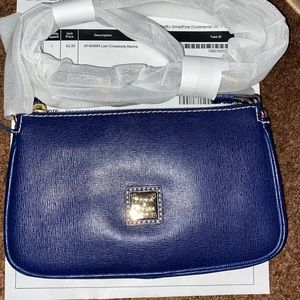 Cute simple crossbody.....